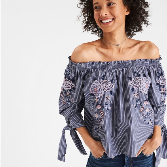 American Eagle Outfitters Tops - Off the shoulder striped floral top
